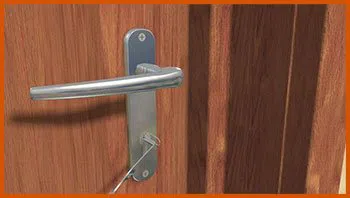 Dearborn Heights MI Locksmith Store Dearborn Heights, MI 313-769-4434 - 14-unlock-door